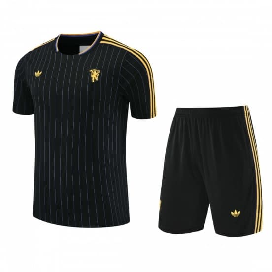 25/26 Manchester United Wine Short Sleeve Jersey+Shorts — jersey