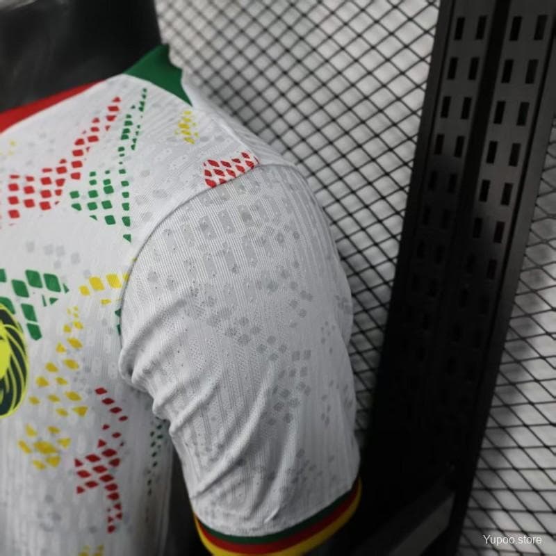 2026 Player Version Cameroon Home White with Red, Dot Pattern Jersey — imagen 6
