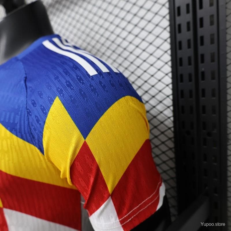 Player Version 2026 Romania Special Edition White with Blue Yellow Red Jersey — imagen 8