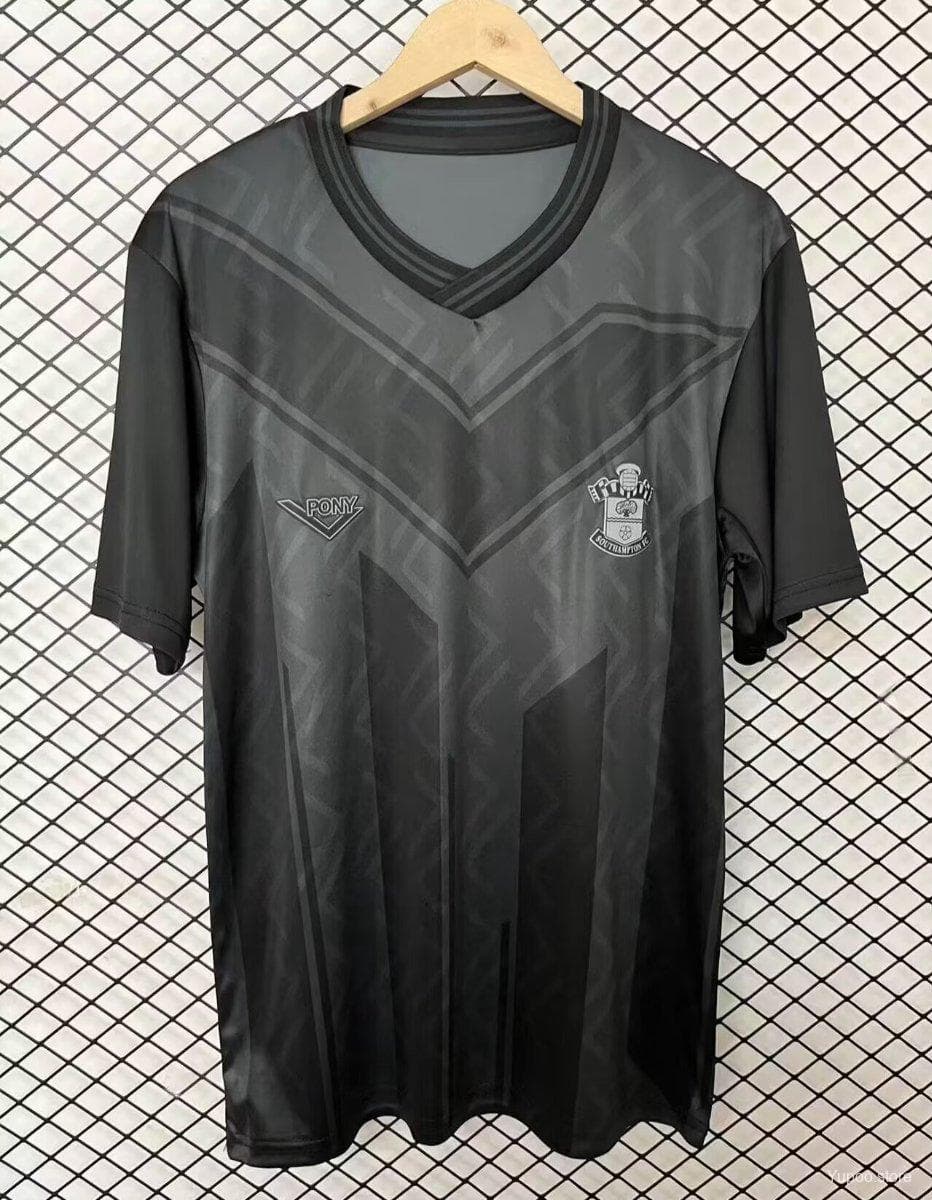 Retro 93/95 Southampton Black Special Jersey — imagen 4