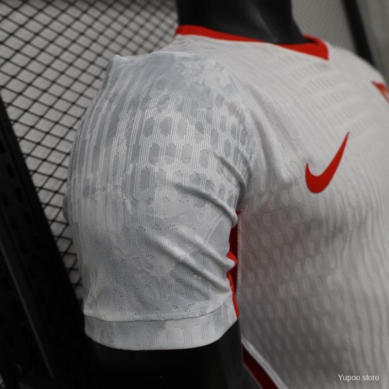 Player Version 2026 Poland Home White  Jersey — imagen 4