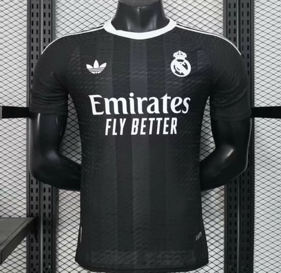 Player Version 25/26 Real Madrid Black Goalkeeper Jersey — jersey