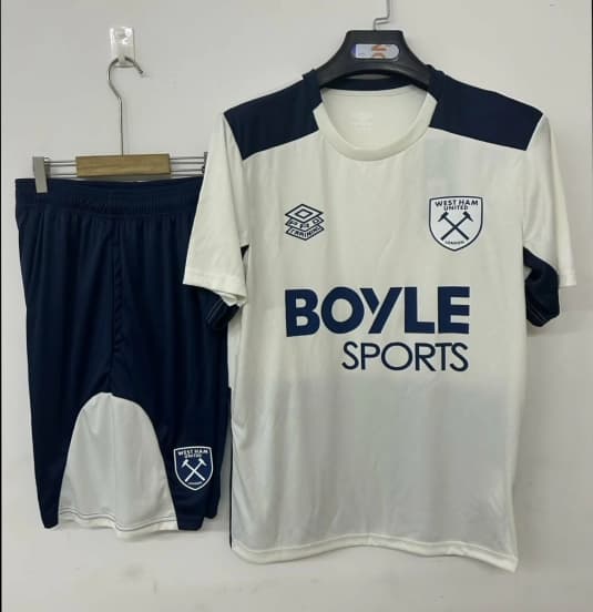 25/26 West Ham United Training Jersey Beige+ Shorts — West Ham United Football Club