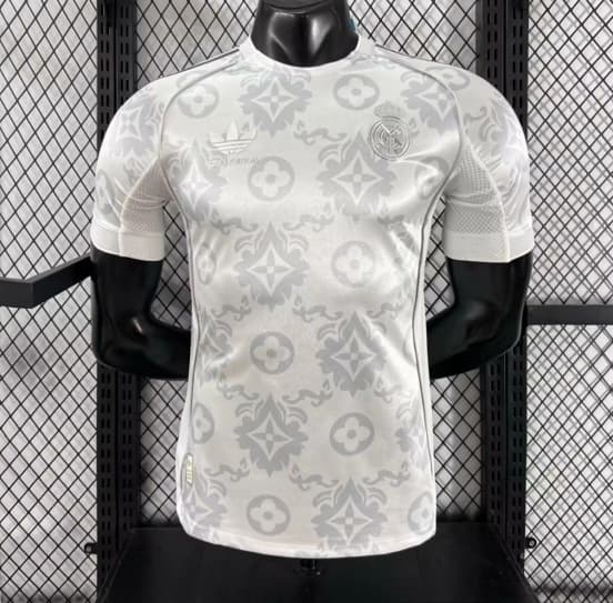 Player Version 25/26 Real Madrid x Louis Vuitton Special Jersey — jersey