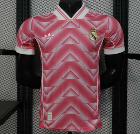 Player Version 1988/89 Real Madrid Third Pink with Geometric Chevron Pattern Jersey — jersey