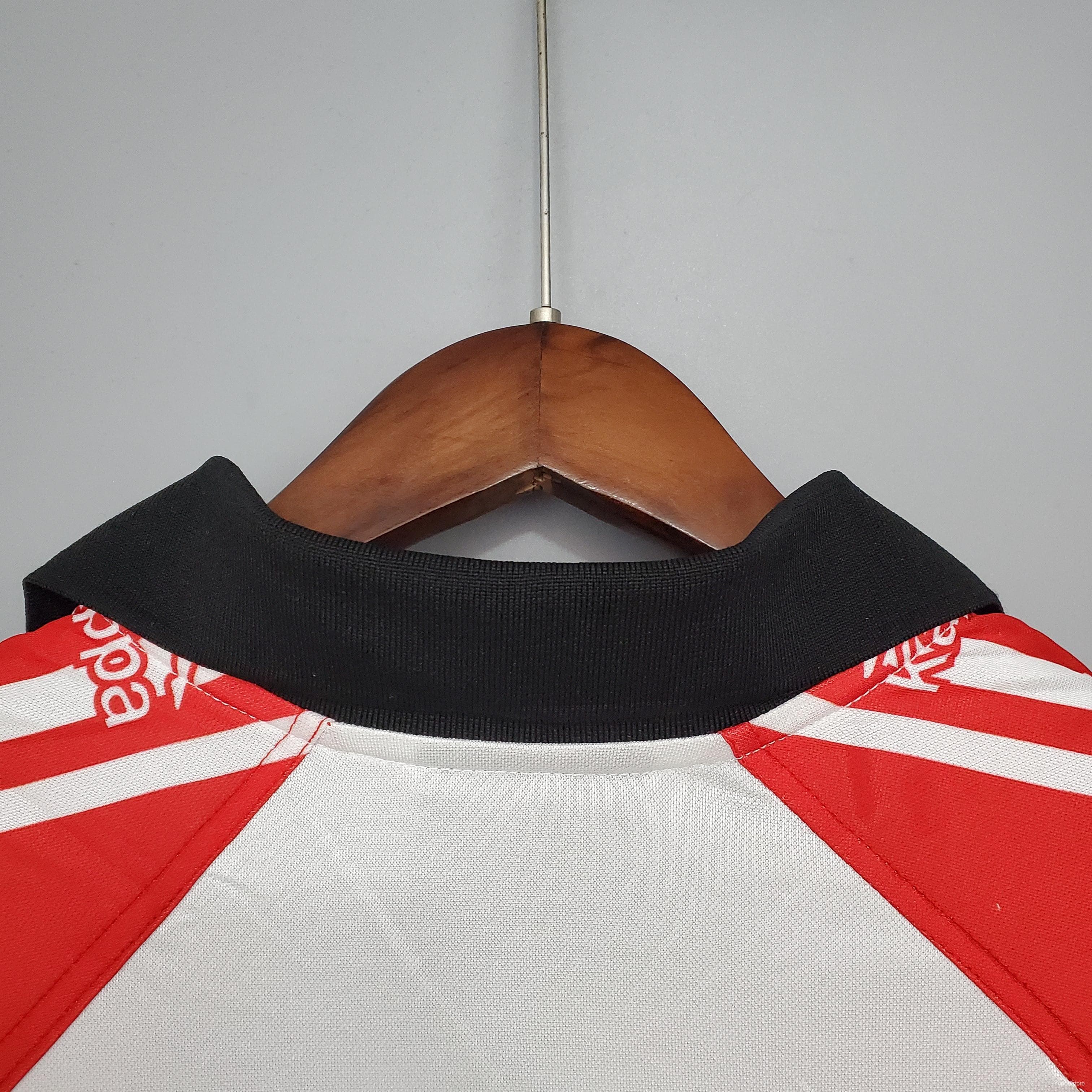 Retro 97/98 Athletic Bilbao home Soccer Jersey — imagen 3