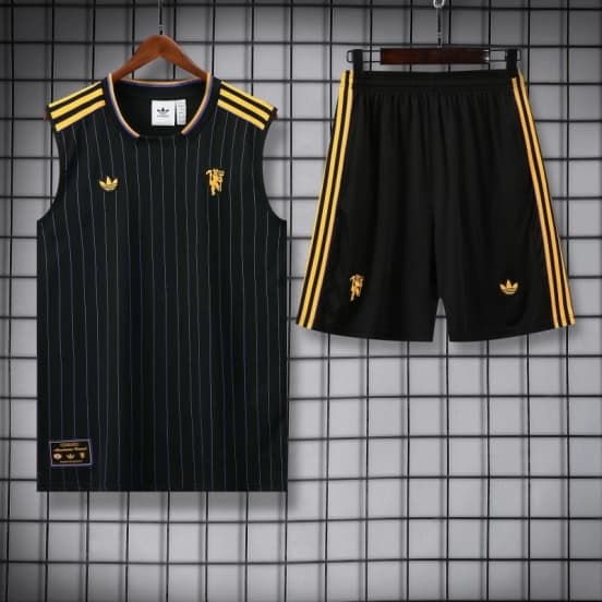 25/26 Manchester United Adidas Original Wine Vest Jersey+Shorts — jersey