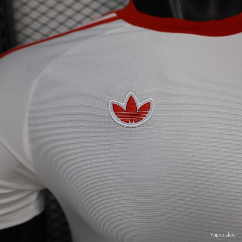 Player Version 26/27 Liverpool  White Terrace Icons Jersey — imagen 5
